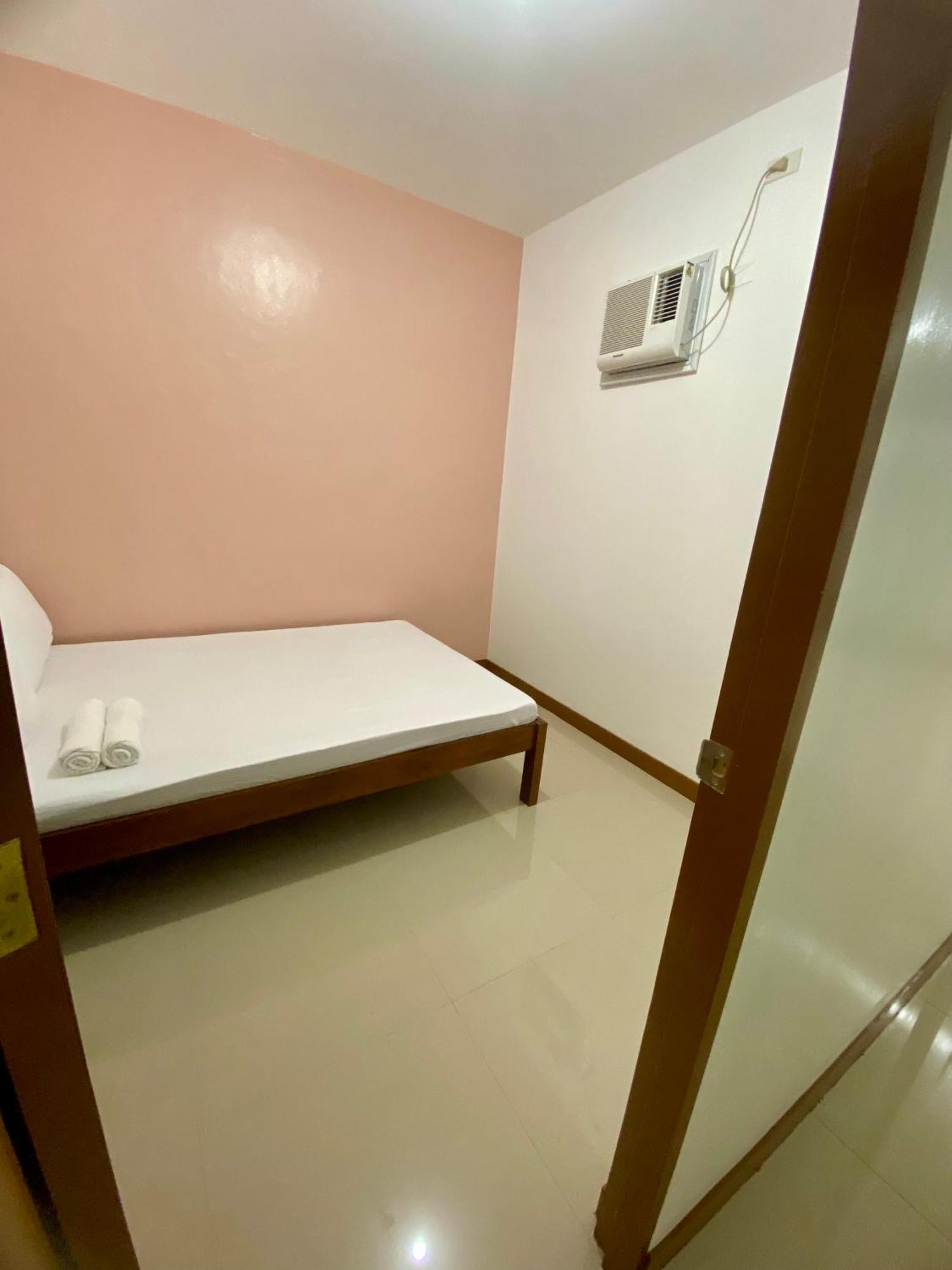 Mybed Dormitory Cebú Exterior foto